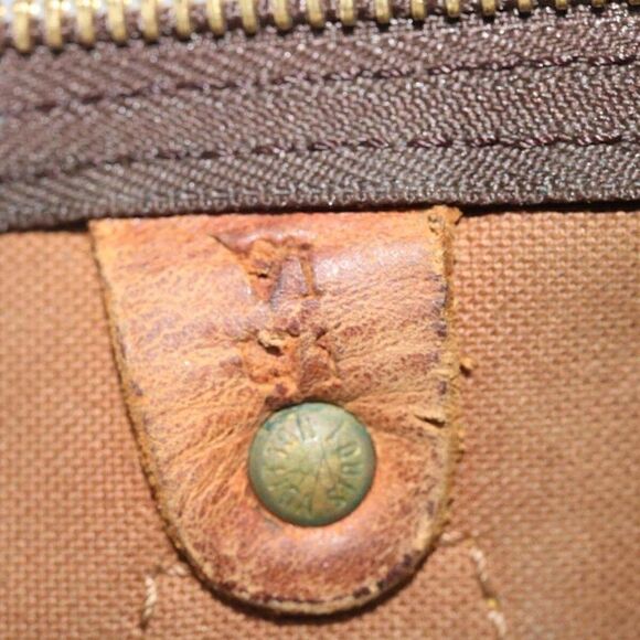 LOUIS VUITTON Monogram Speedy 30 Hand Bag - Picture 12 of 15